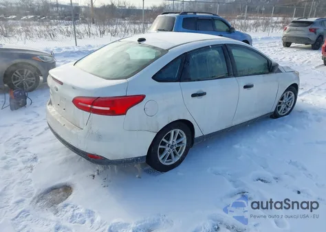 2016 Ford Focus S из США, поврежденный, VIN 1FADP3E23GL295005